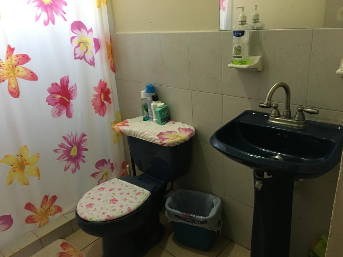 Blanquita Guesthouse Manuel F. Martinez Bagian luar foto